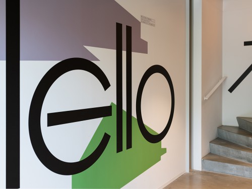 Iwaarden, Iwaardeninterior, glasdecoratie, windowgraphics, bewegwijzering, muurschildering, kantoorsigning, signing, wayfinding, officedesign, werkomgeving, architectenbureau, lijnen op ramen