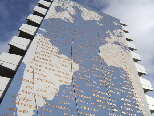 muurschildering, mural, artwork van iwaarden, kunstproject, Marieken Verheyen, Bijlmerflat Amsterdam 