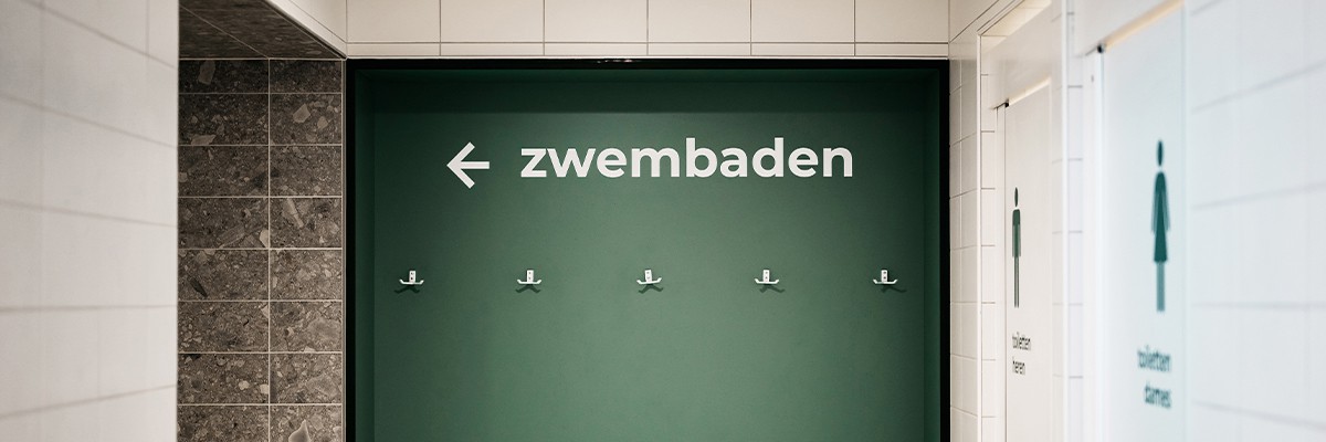 Bewegwijzering zwembad Merwestein